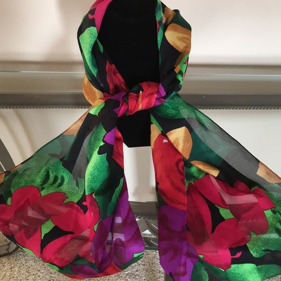 Scarf - Picture 3 of 5